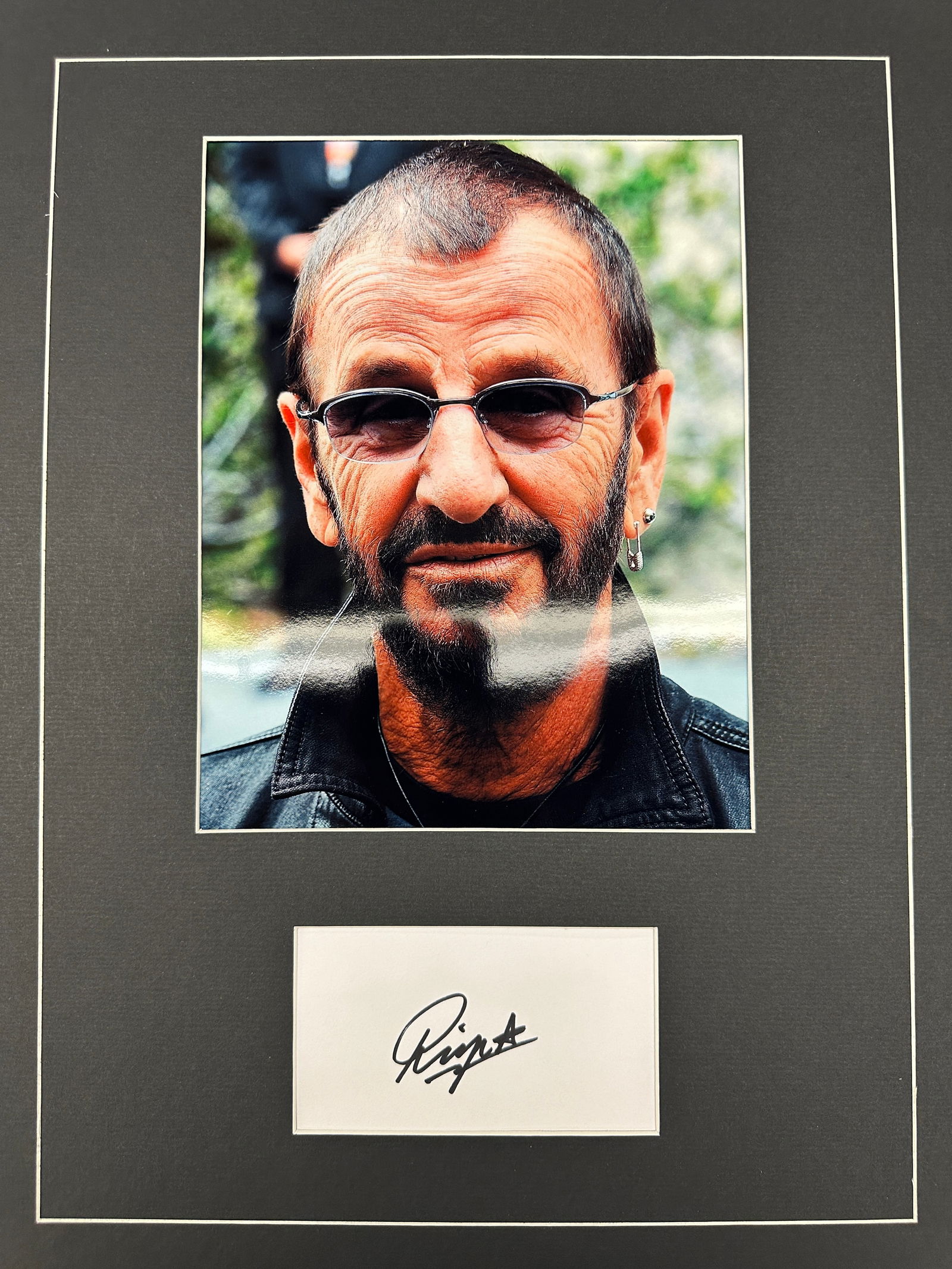 Ringo Starr Autograph Display (1 of 1)