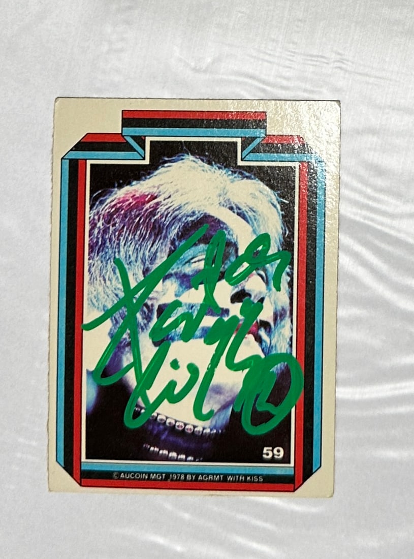 Peter Criss Autographed Card (1 of 2)