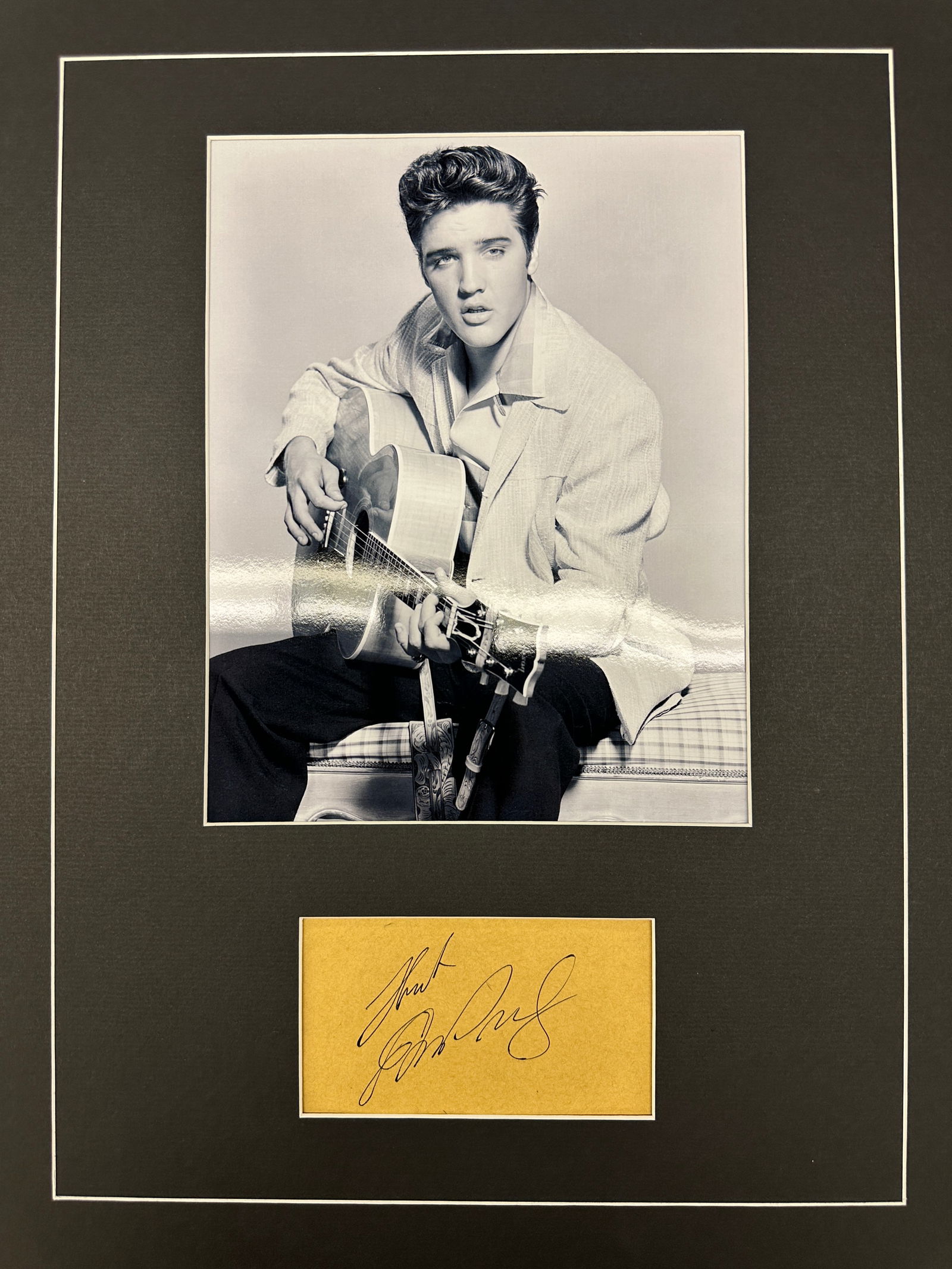 Elvis Presley Autograph Display (1 of 1)