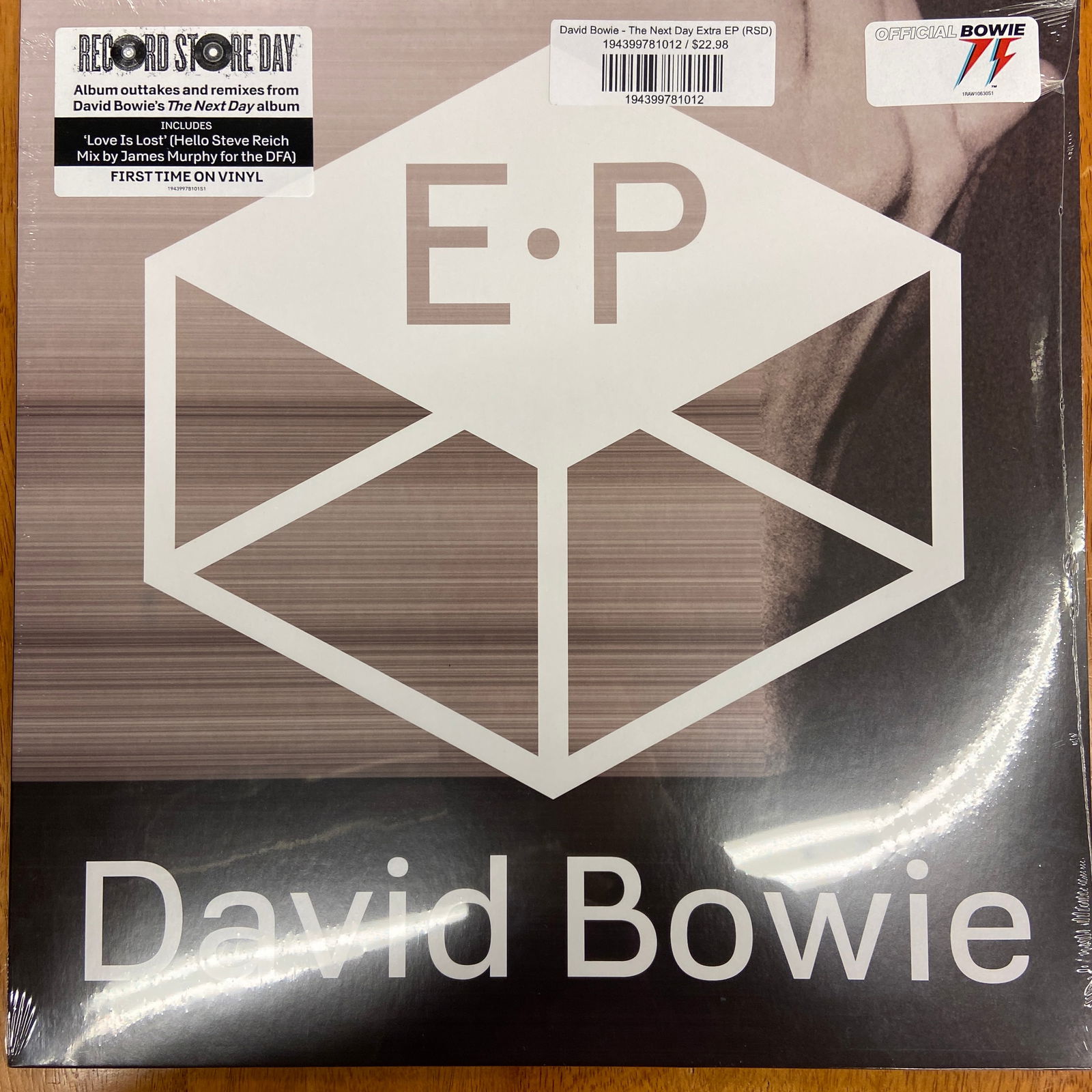 David Bowie-The Next Day Vinyl Record Sealed: Displays are not framed, and can be framed for a cost. Framed items will state they are framed in the name of the item. All signed items come with a COA. All items now come with a 3rd Party COA from P