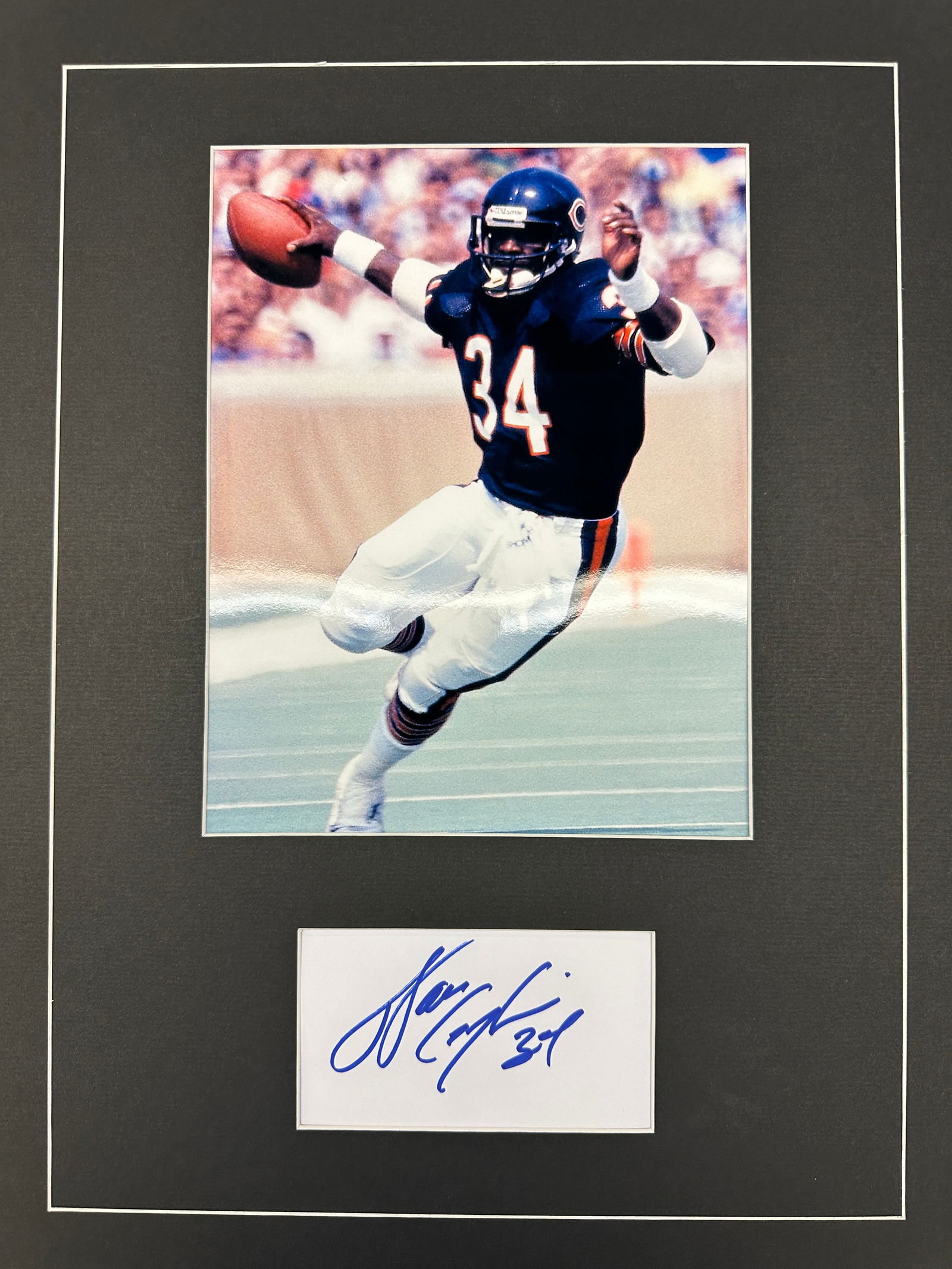 Walter Payton Autograph Display (1 of 1)