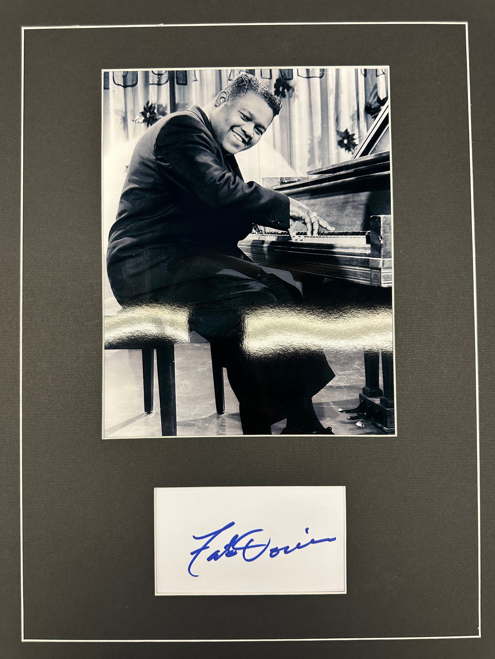 Fats Domino Autograph Display (1 of 1)