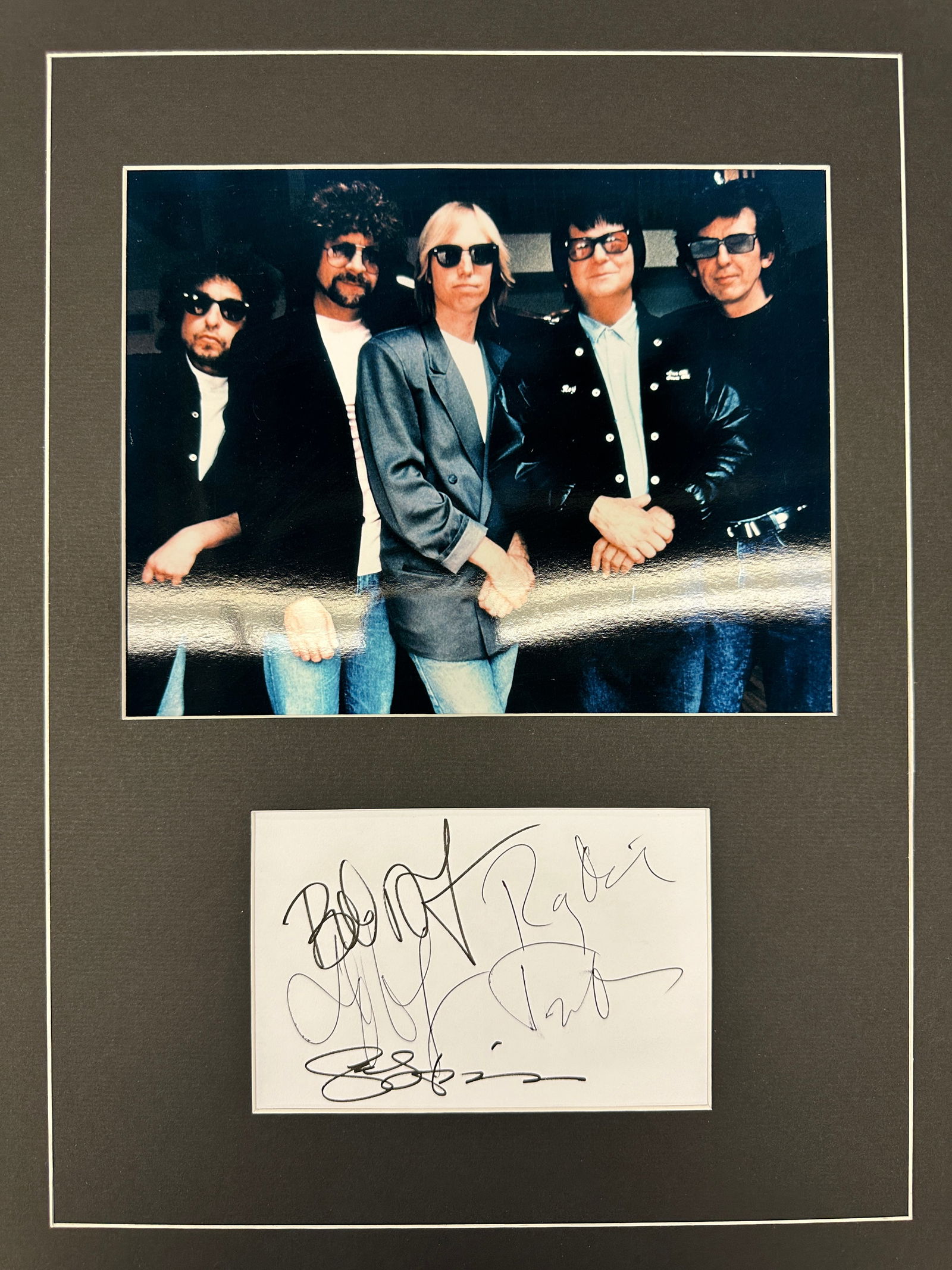 Traveling Wilburys Autograph Display: Displays are not framed, and can be framed for a cost. Framed items will state they are framed in the name of the item. All signed items come with a COA. All items now come with a 3rd Party COA from P