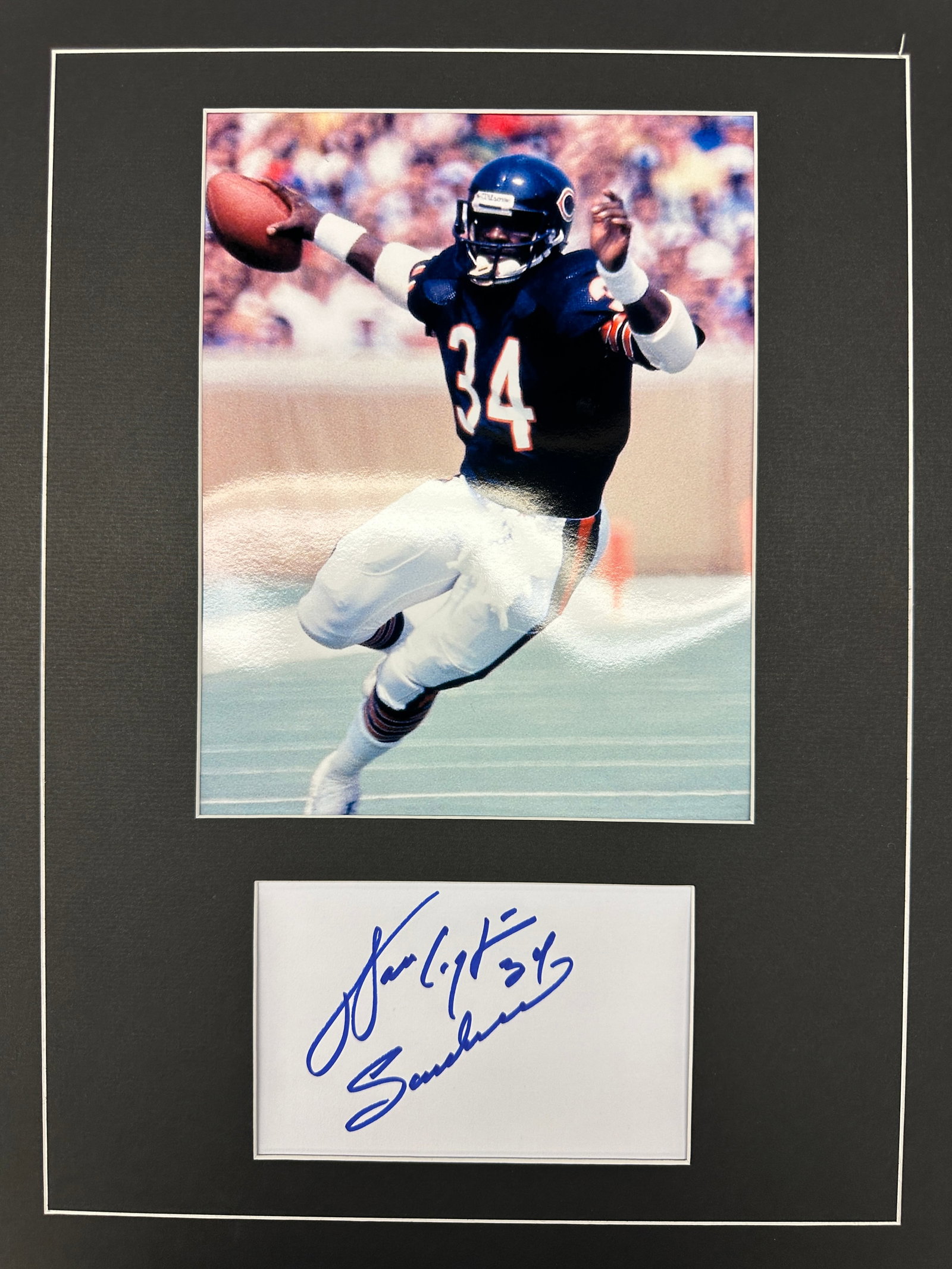 Walter Payton Autograph Display (1 of 1)