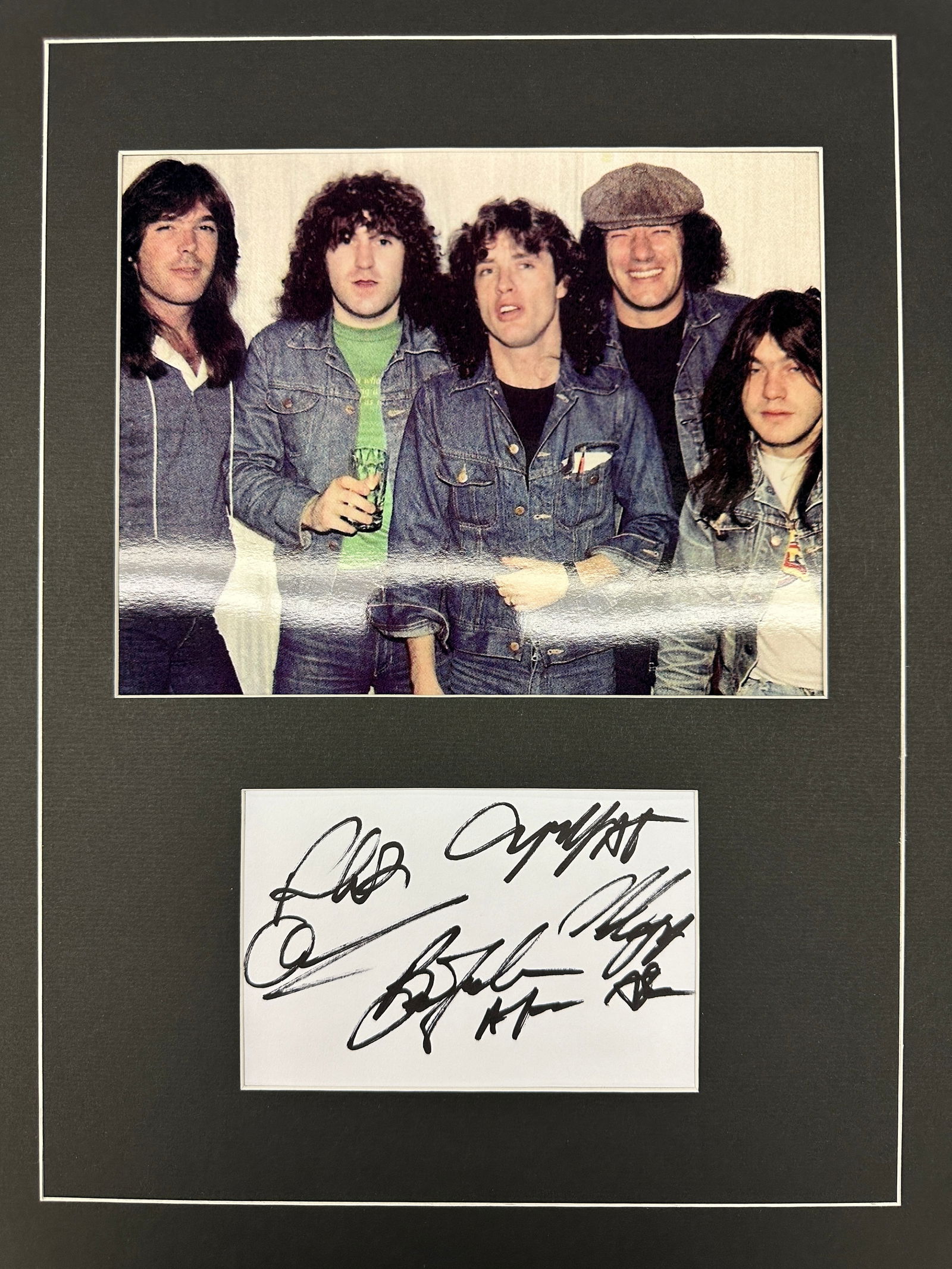 ACDC Autograph Display (1 of 1)