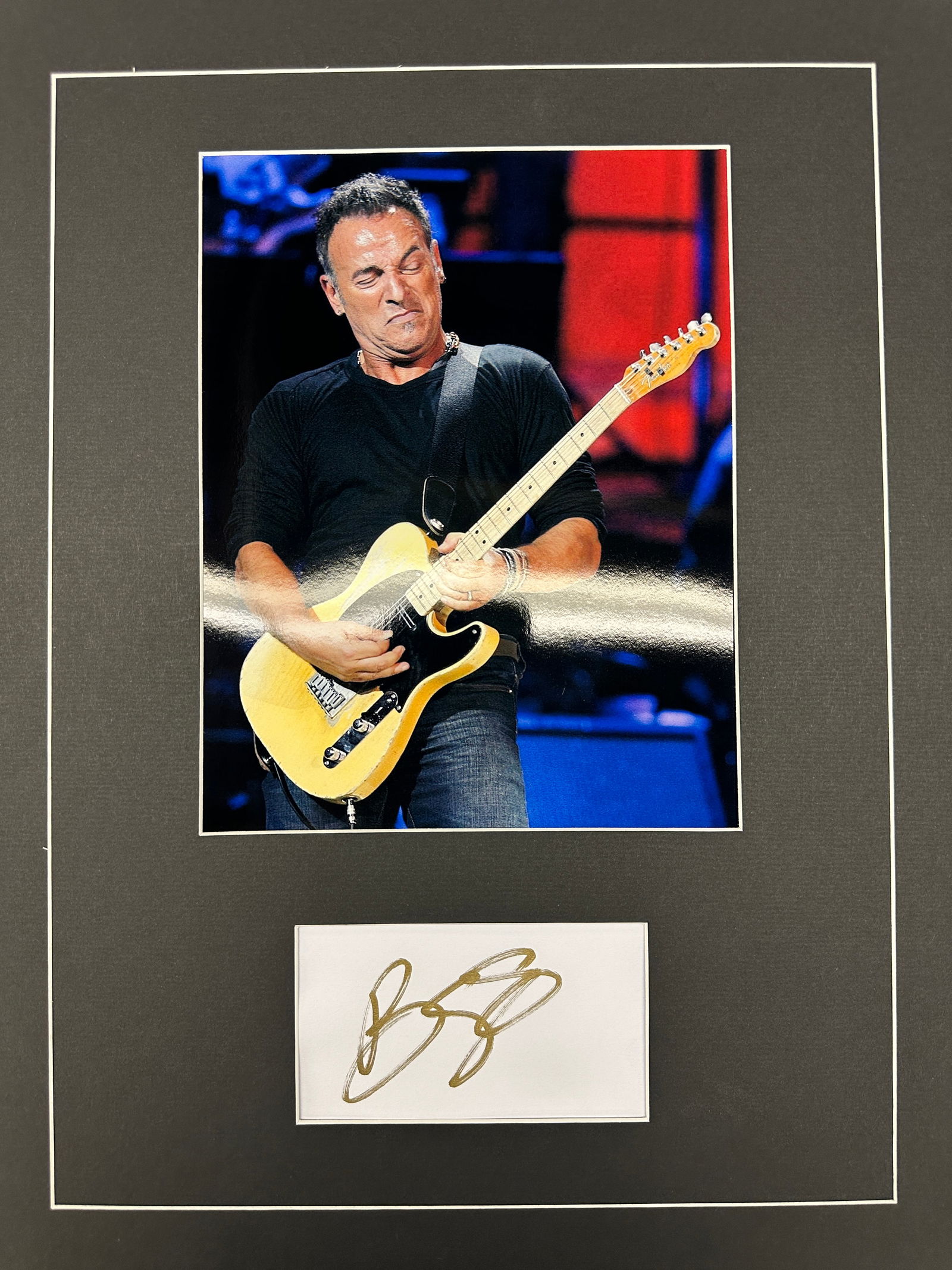 Bruce Springsteen Autograph Display: Displays are not framed, and can be framed for a cost. Framed items will state they are framed in the name of the item. All signed items come with a COA. All items now come with a 3rd Party COA from P