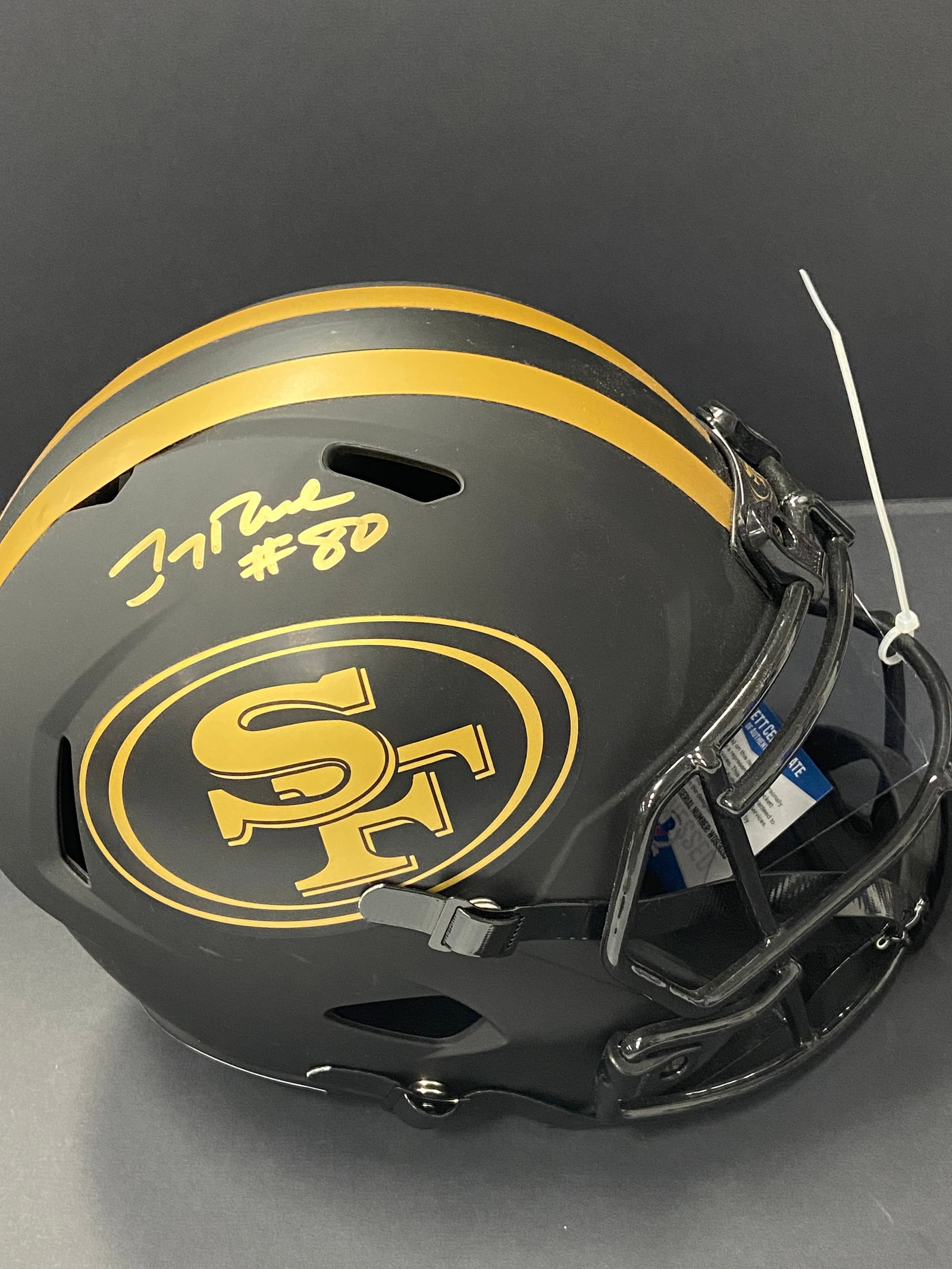 Jerry Rice Signed Helmet Beckett Witnessed: Beckett Witnessed on 10/5/2020 in San Jose CA. Displays are not framed, and can be framed for a cost. Framed items will state they are framed in the name of the item. All signed items come with a COA.