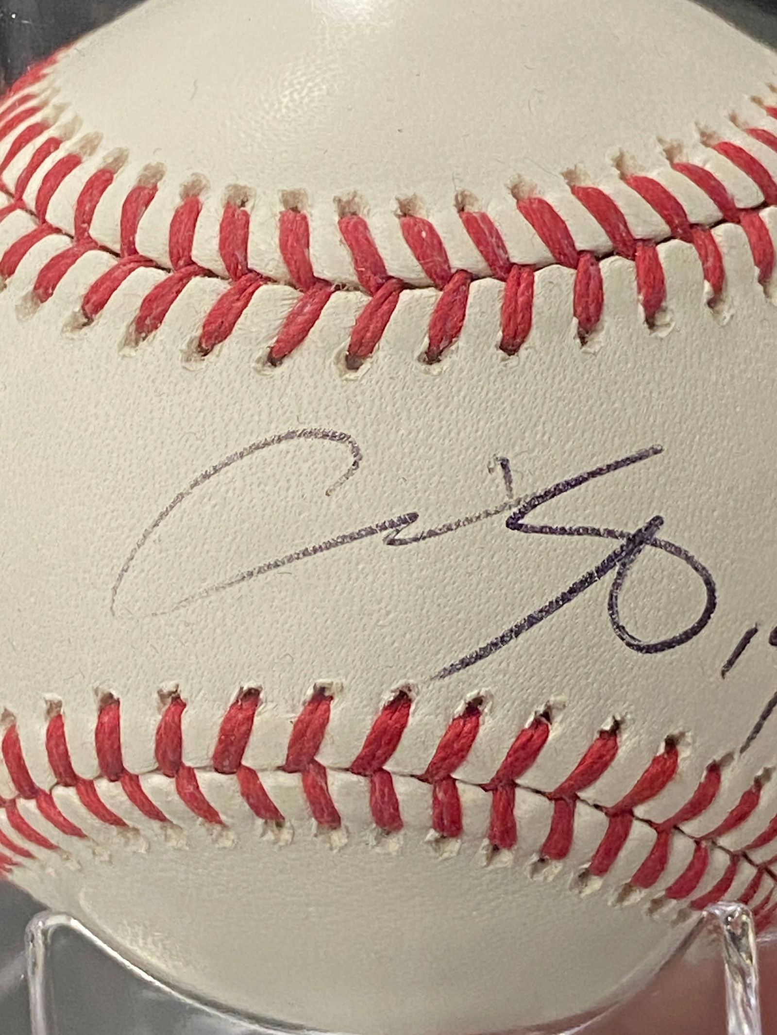 Shohei Ohtani Signed Baseball PSA Auth (1 of 2)