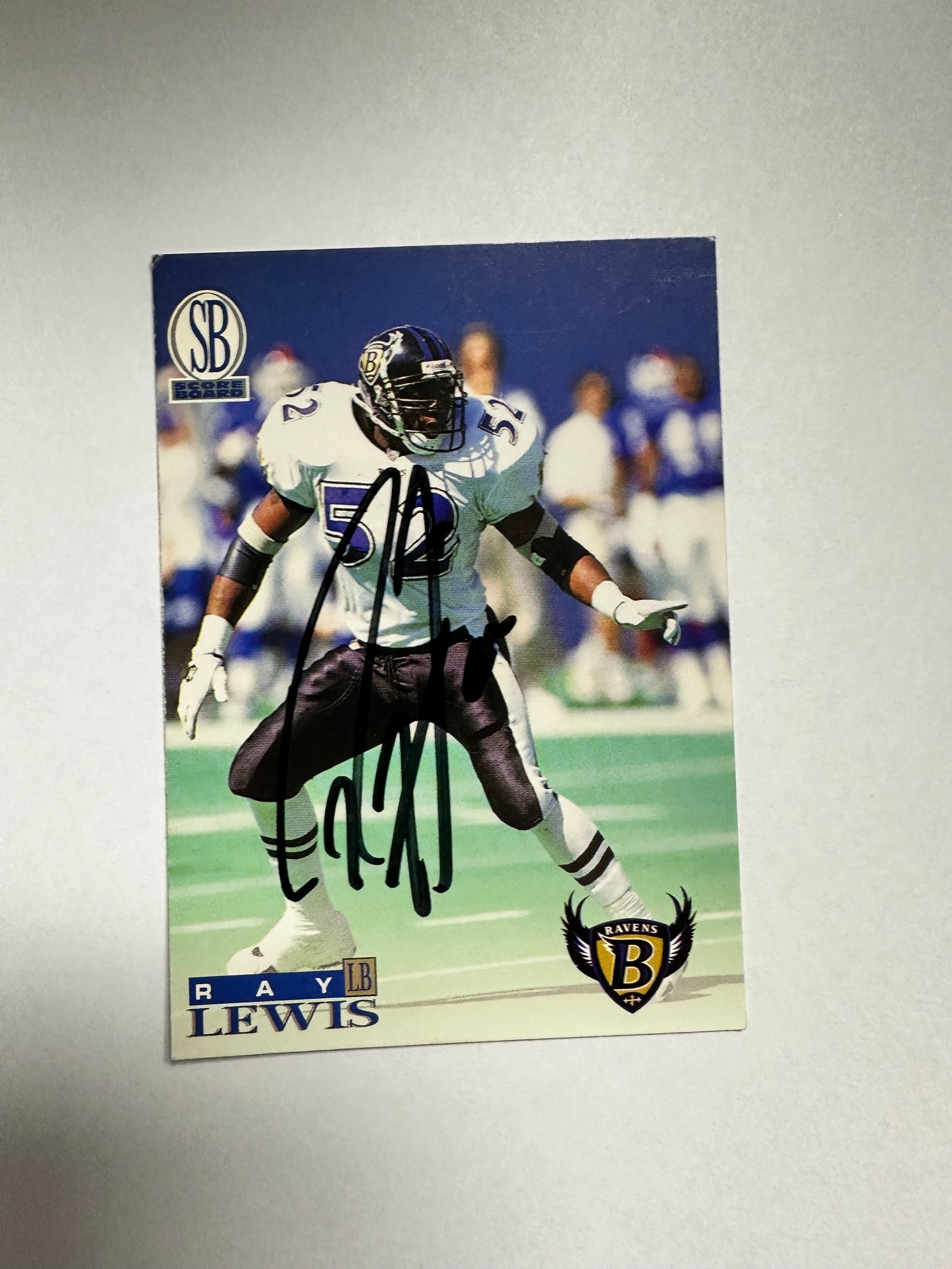 Ray LEWIS Autographed Card (1 of 1)