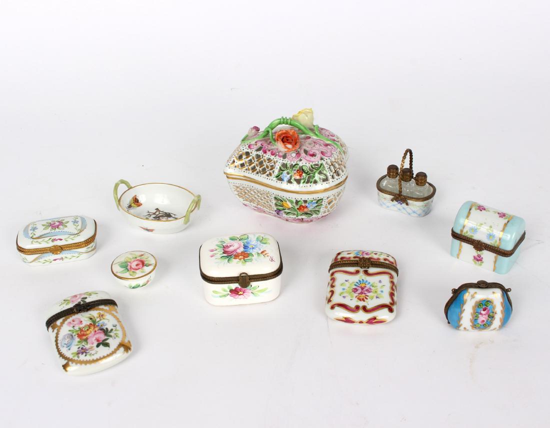 A quantity of French porcelain trinket boxes and two (1 of 1)