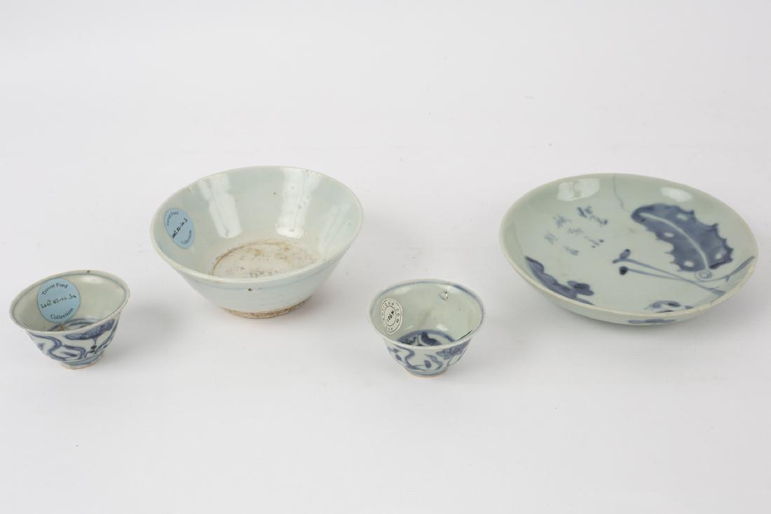 A pair of Hongzhi lotus cups, Da Ming Nian Zhao marks, (1 of 1)
