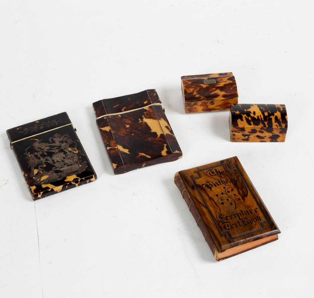 A tortoiseshell visiting card case inlaid birds in (1 of 2)