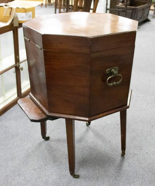 George Iii Mahogany Wine Cooler On Stand Mar 03 2019 Kaminski
