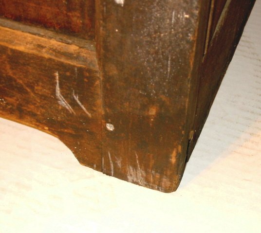 Southern Estate Pine 5 Drawer Stand / Chest pegged - 3