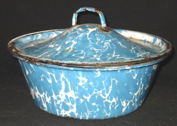Blue & white Enamel Swirl lidded pan