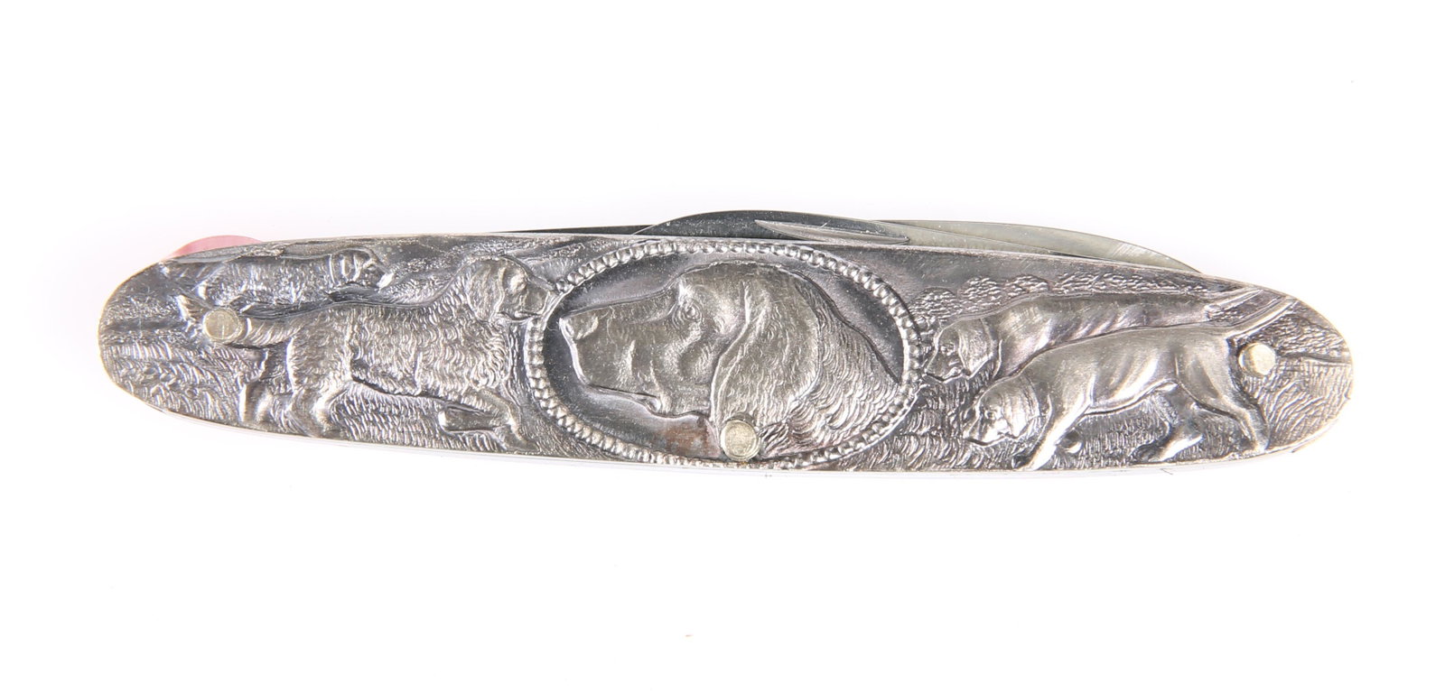 A TWIN-BLADED BOKER PENKNIFE WITH CANINE DECORATED SIDE: A TWIN-BLADED BOKER PENKNIFE WITH CANINE DECORATED SIDE PLATES.