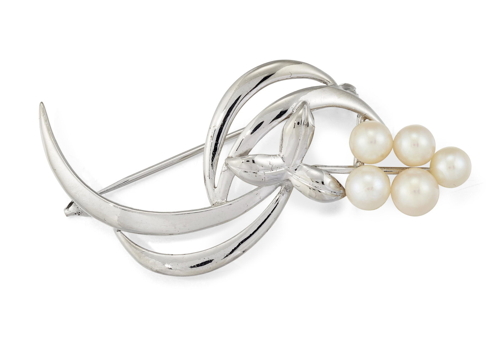 A MIKIMOTO CULTURED PEARL AND SILVER BROOCH, the five: A MIKIMOTO CULTURED PEARL AND SILVER BROOCH, the five cultured pearls set to two arched strands and three small leaves of silver, stamped to reverse with Mikimoto logo and 'S', 5.5cm long, (5g)