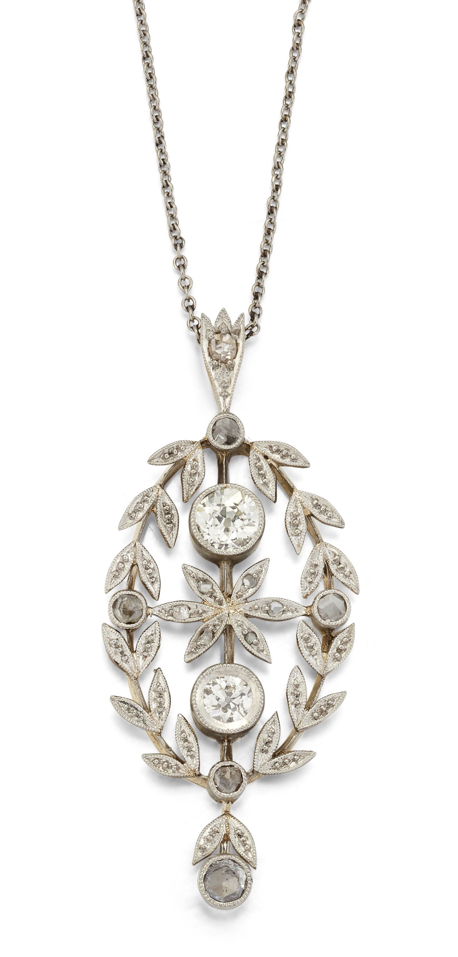 A BELLE EPOQUE DIAMOND PENDANT, the small central (1 of 1)