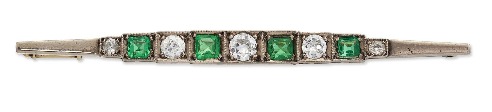 AN EMERALD AND DIAMOND BAR BROOCH, of slightly (1 of 1)