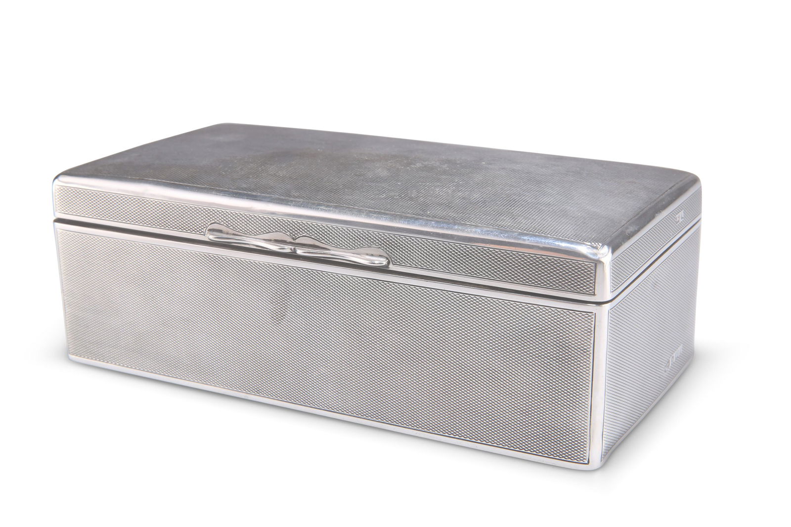 A GEORGE V SILVER CIGAR BOX, by Mappin & Webb Ltd, (1 of 3)