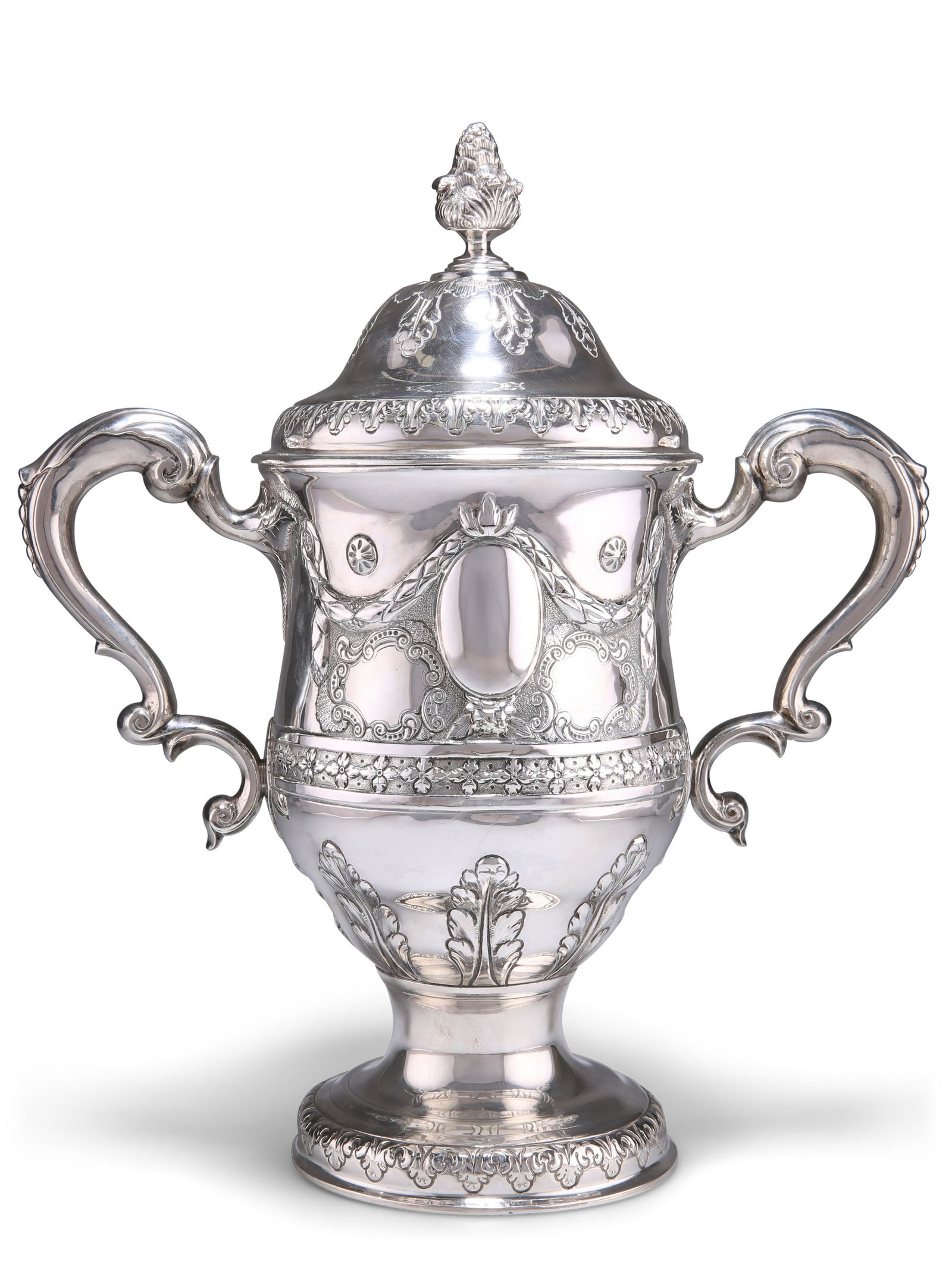 A GEORGE III IRISH SILVER TWIN-HANDLED CUP AND COVER, (1 of 4)
