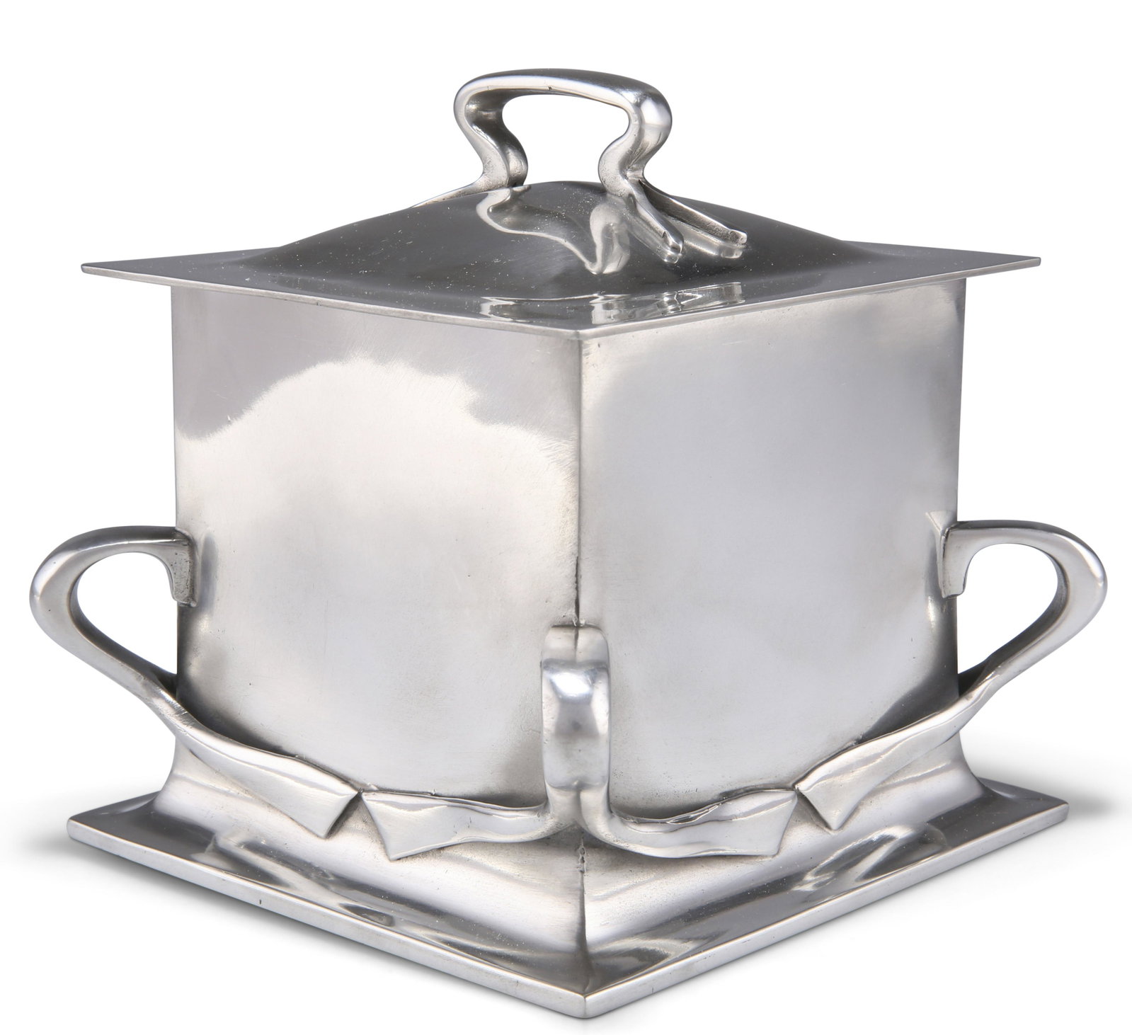 DAVID VEASEY, A LIBERTY & CO TUDRIC PEWTER BISCUIT BOX,: DAVID VEASEY, A LIBERTY & CO TUDRIC PEWTER BISCUIT BOX, no. 084, of square form with applied whiplash handles, stamped '9 TUDRIC 084'. 13cm high, 14cm square