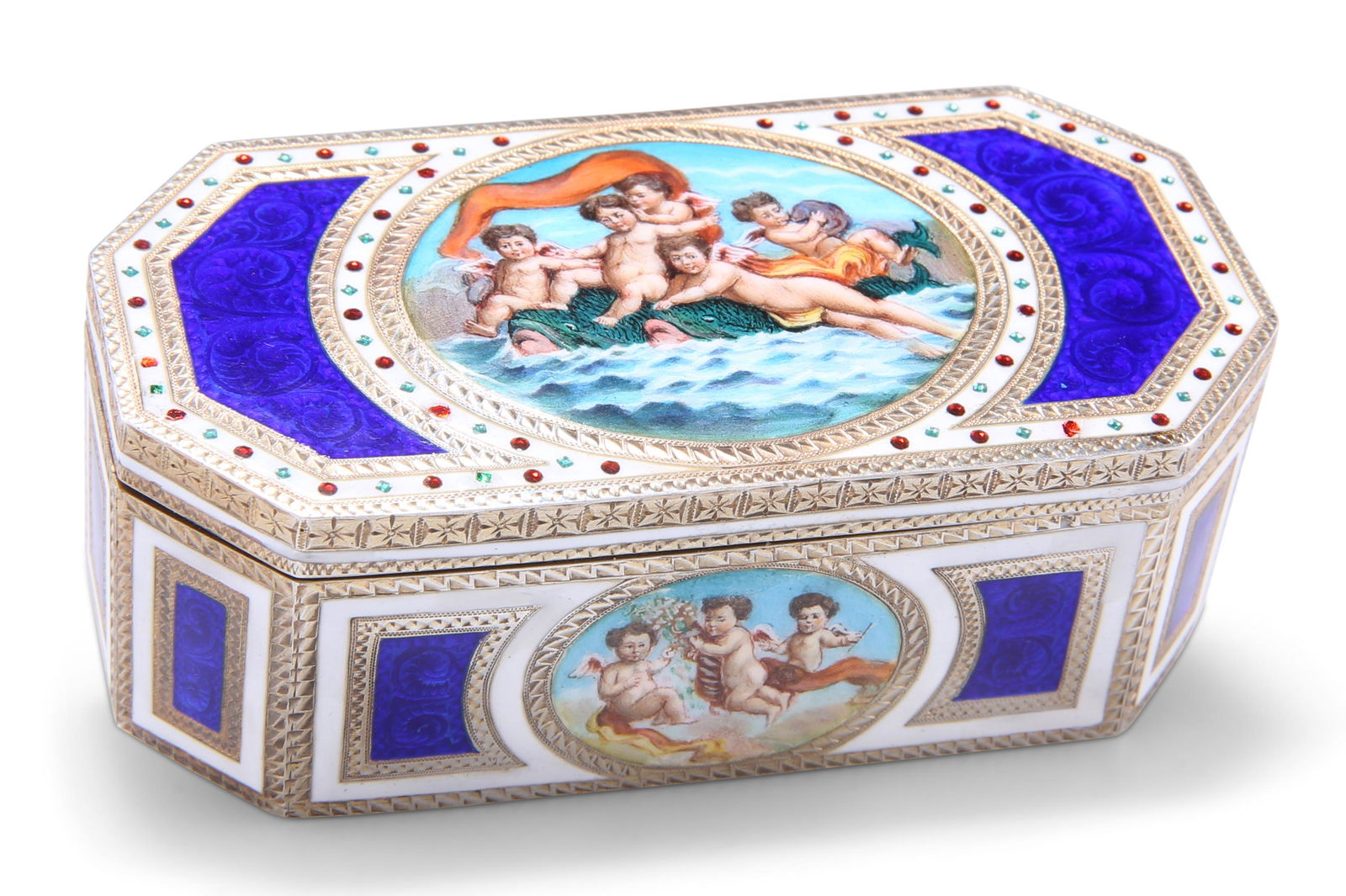 AN EDWARDIAN FINE SILVER AND ENAMEL SNUFF BOX, maker's (1 of 1)