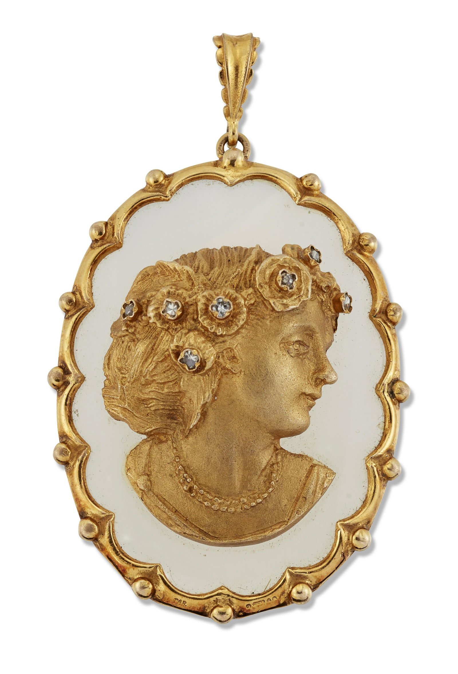 A 9 CARAT GOLD CHALCEDONY AND DIAMOND CAMEO PENDANT, a (1 of 1)
