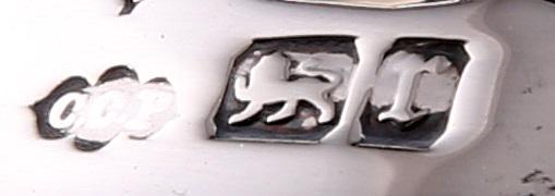 AN EDWARDIAN SILVER TEA KETTLE ON STAND (1 of 3)