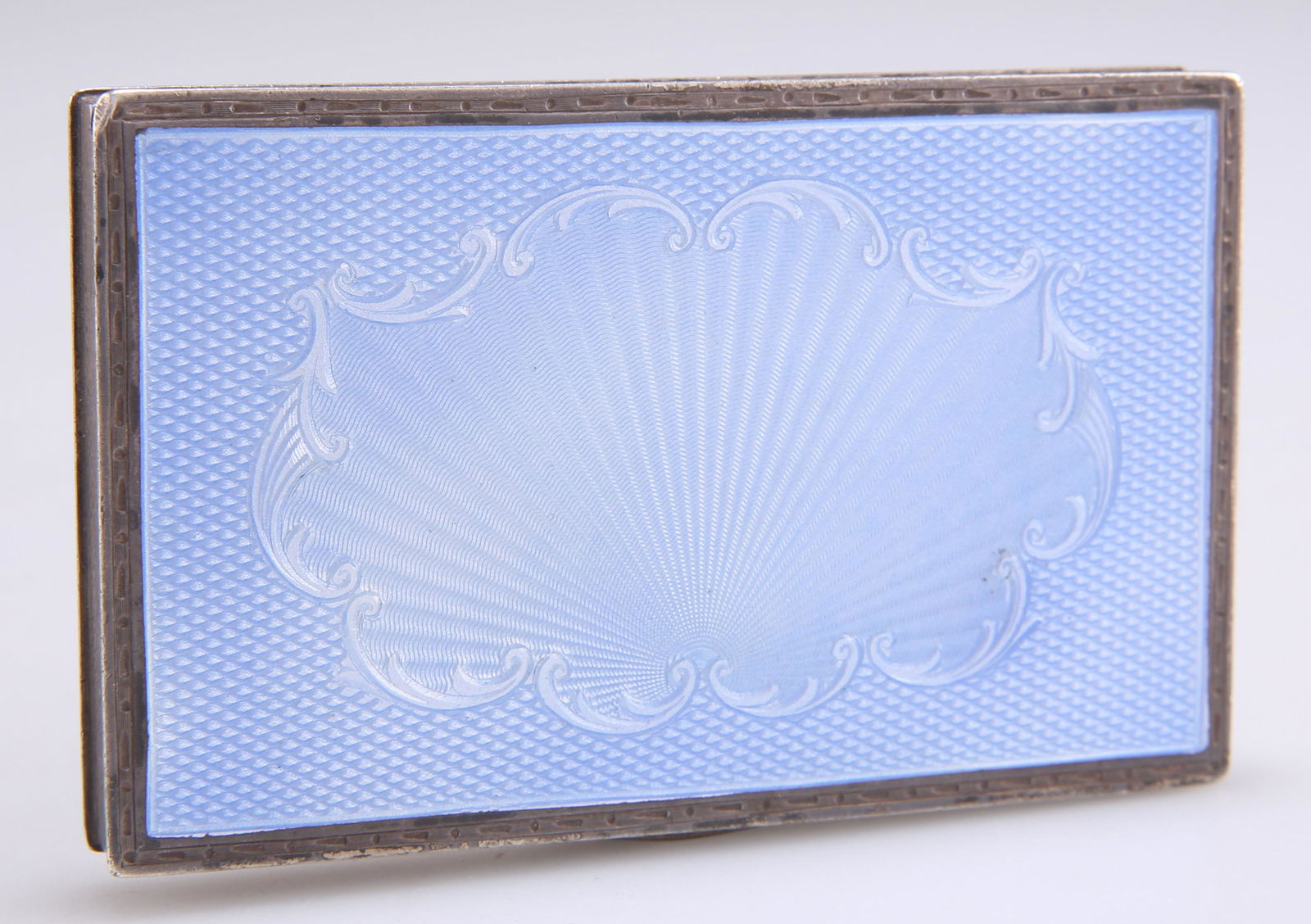 A GEORGE V SILVER AND ENAMEL CASE (1 of 2)