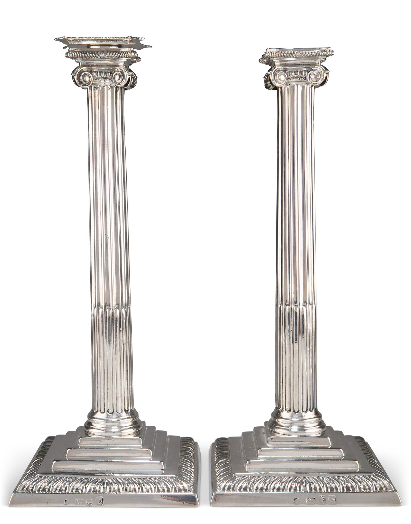 A PAIR OF GEORGE III SILVER CANDLESTICKS (1 of 1)