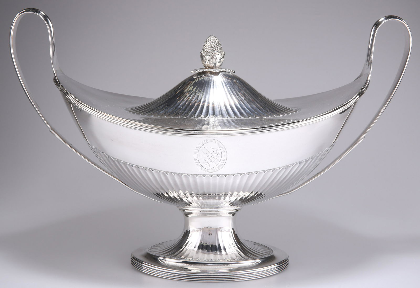 A GEORGE III LARGE SILVER TUREEN AND COVER (1 of 2)