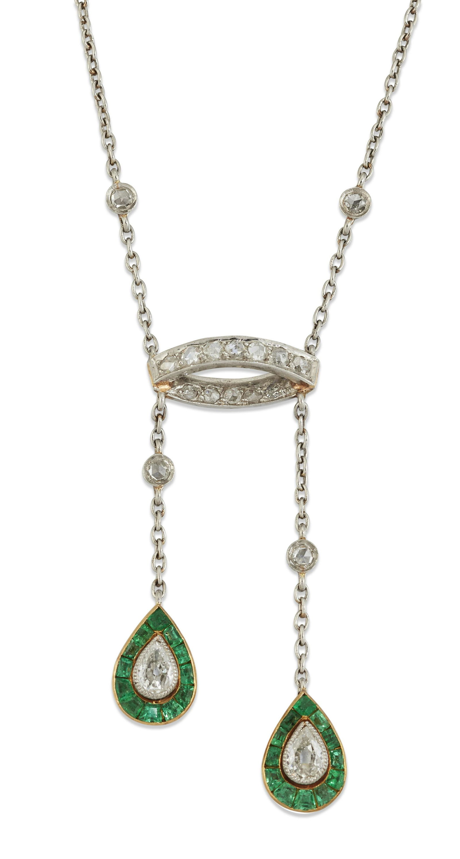 AN EARLY 20TH CENTURY EMERALD AND DIAMOND NÉGLIGÉE PENDANT NECKLACE (1 of 1)