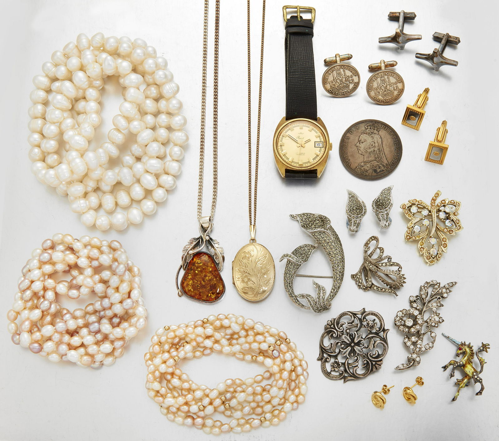 A GROUP OF JEWELLERY, COSTUME JEWELLERY AND CUFFLINKS (1 of 1)