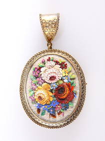 A MID-19TH CENTURY ITALIAN MICRO MOSAIC PENDANT/BROOCH (1 of 2)