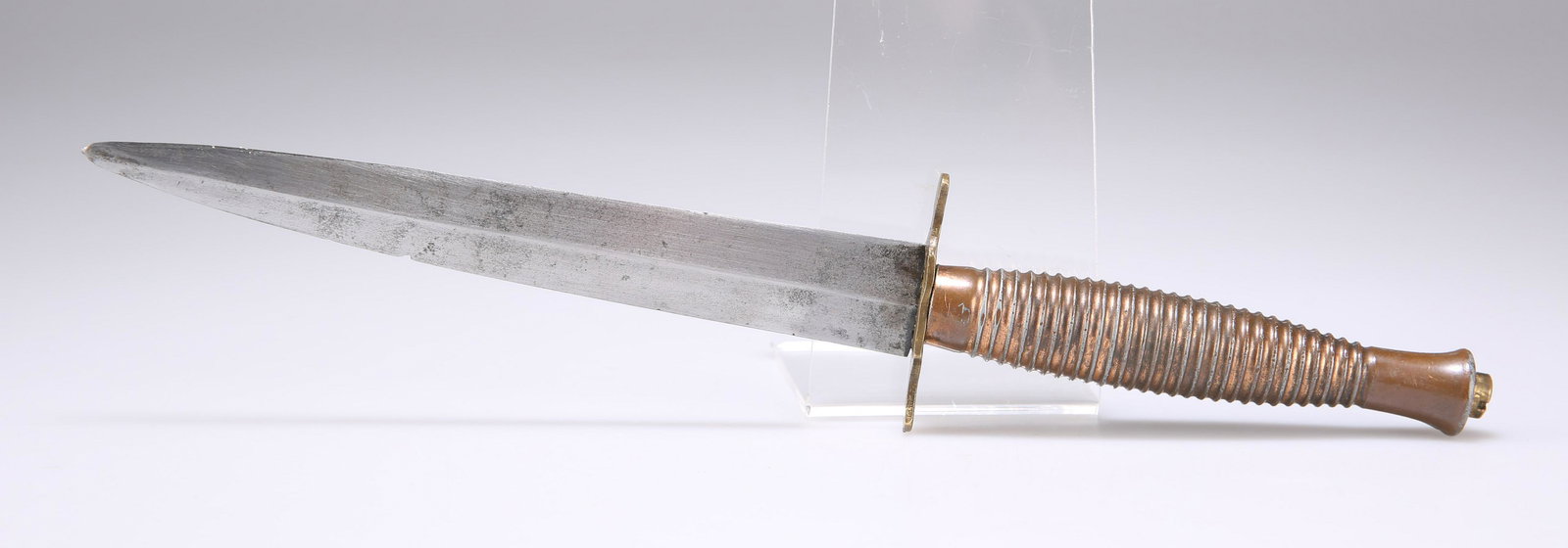 A FAIRBAIRN SYKES TYPE COMMANDO DAGGER: A FAIRBAIRN SYKES TYPE COMMANDO DAGGER 29cm long