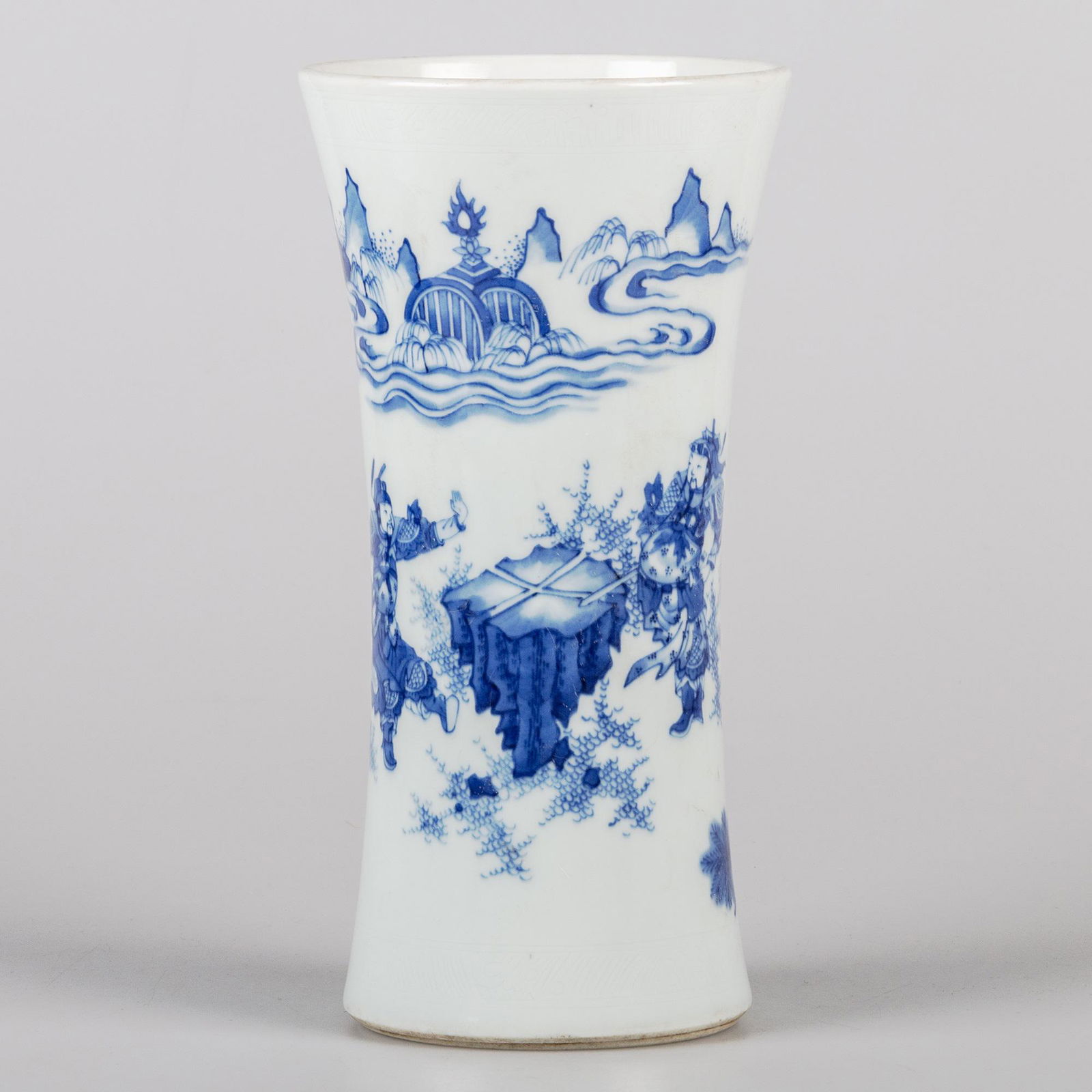 A CHINESE TRANSITIONAL BLUE AND WHITE WAISTED BRUSHPOT, 17TH CENTURY (1 of 1)