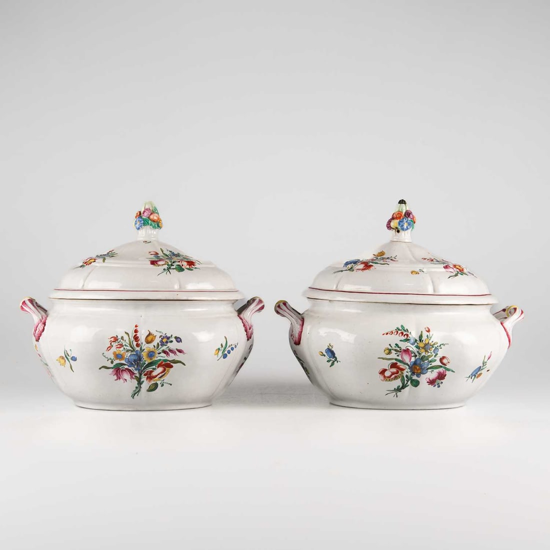A PAIR OF ITALIAN FAIENCE TUREENS AND COVERS, PROBABLY 18TH CENTURY (1 of 4)