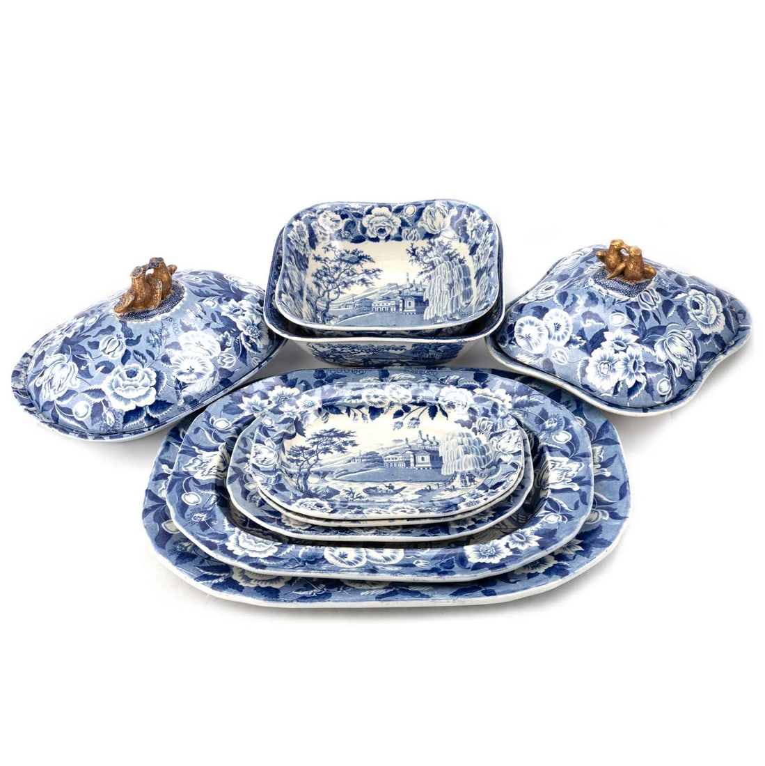 AN BLUE TRANSFER-PRINTED PEARLWARE 'RUSSIAN PALACE' PATTERN PARTIAL DINNER SERVICE EARLY 19TH (1 of 4)