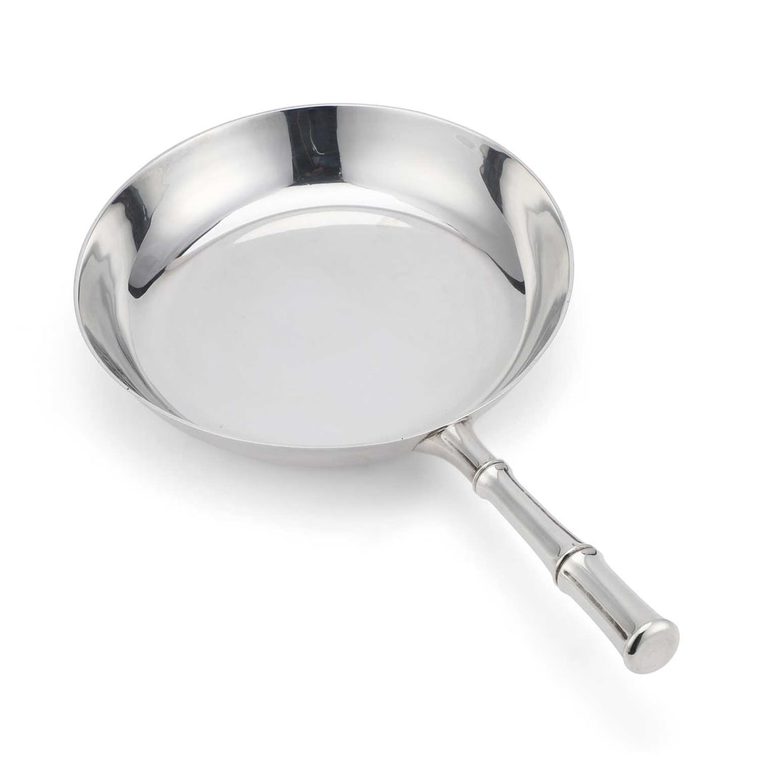 TIFFANY & CO: AN AMERICAN STERLING SILVER FRYING PAN (1 of 4)