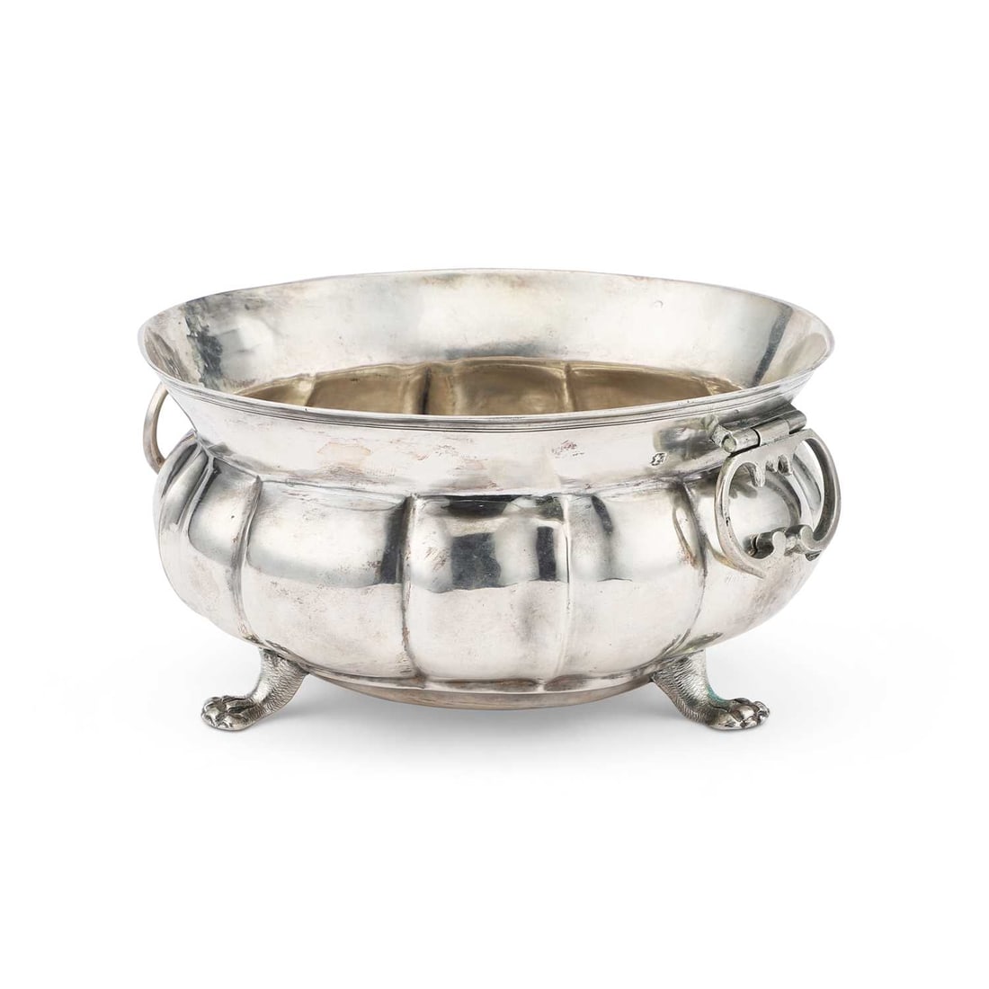 A 19TH CENTURY CONTINENTAL SILVER BOWL (1 of 2)