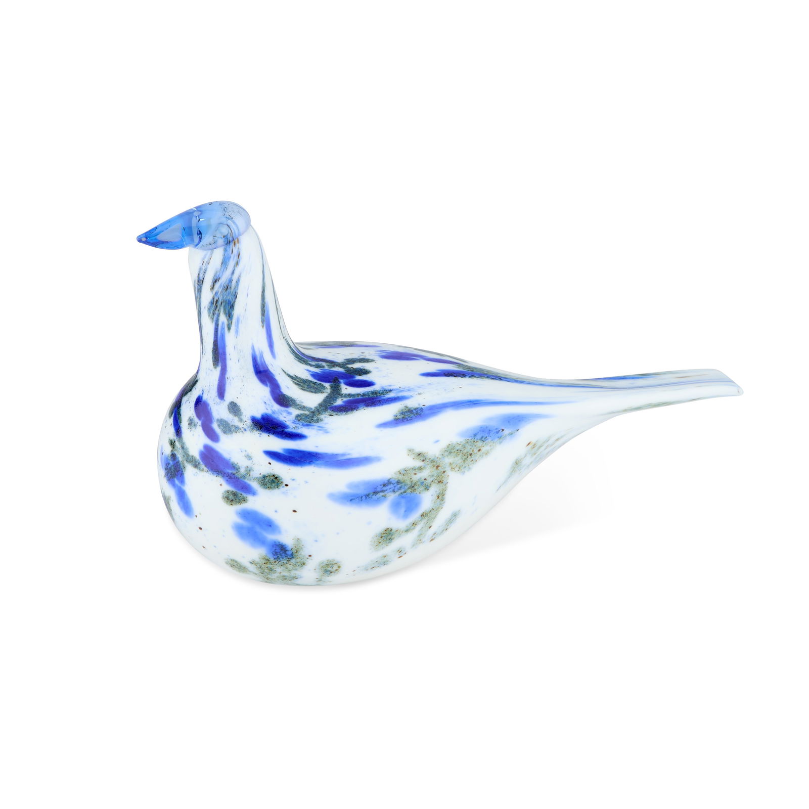 AN IITTALA GLASS MODEL OF A DOVE, DESIGNED BY OIVA TOIKKA: AN IITTALA GLASS MODEL OF A DOVE, DESIGNED BY OIVA TOIKKA boxed. 24cm long