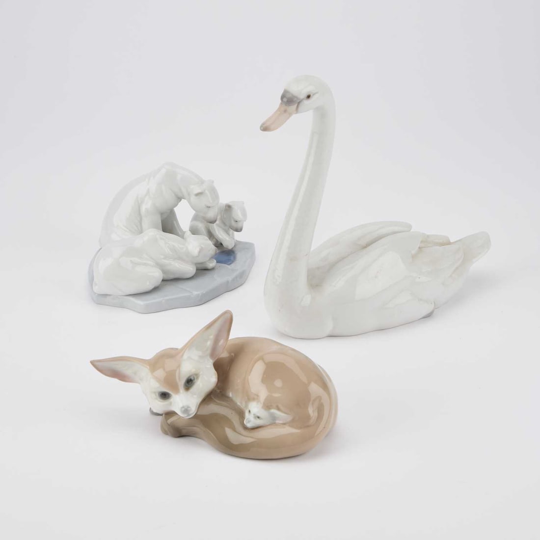 THREE LLADRO MODELS OF ANIMALS (1 of 1)