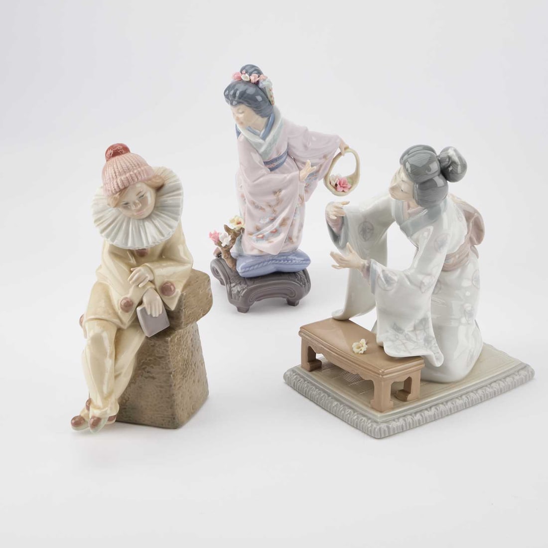 THREE LLADRO FIGURES (1 of 1)