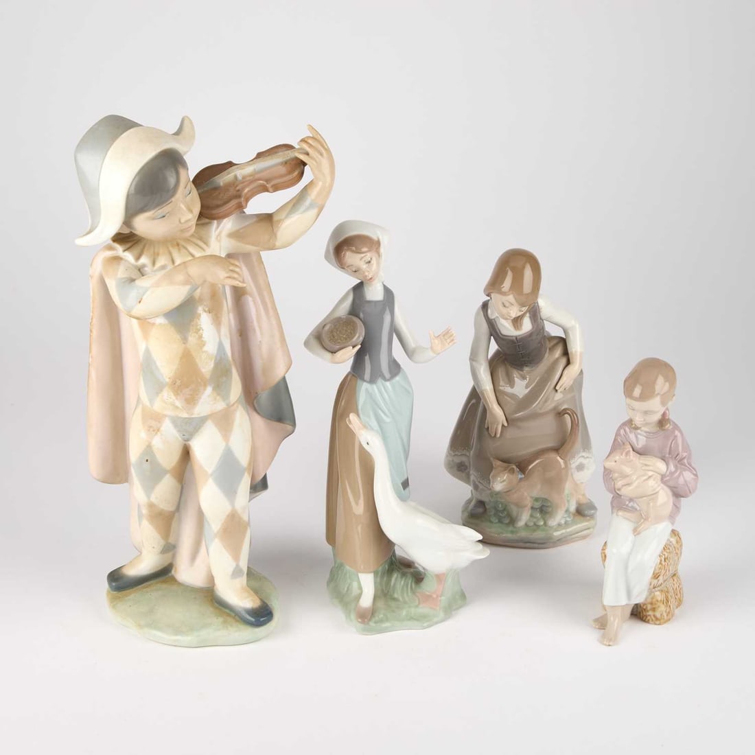 FOUR LLADRO FIGURES (1 of 1)
