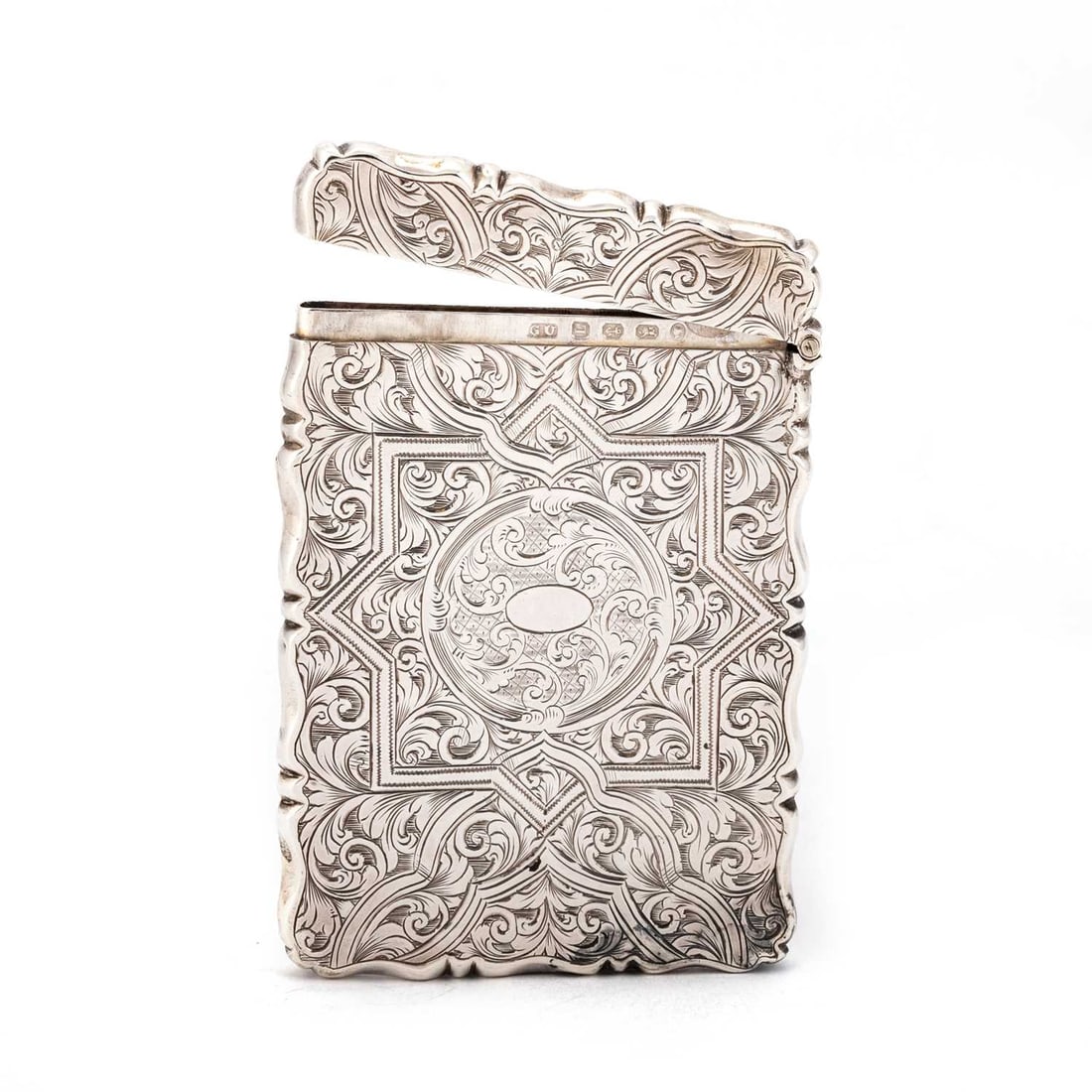 A VICTORIAN SILVER CARD CASE (1 of 2)