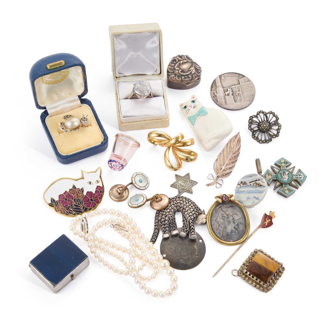 A COLLECTION OF COSTUME JEWELLERY: A COLLECTION OF COSTUME JEWELLERY to include a silver-gilt pill box, a cultured pearl necklace, a large cubic zirconia ring, a mirco mosaic pendant, enamel brooches, etc. (Qty)