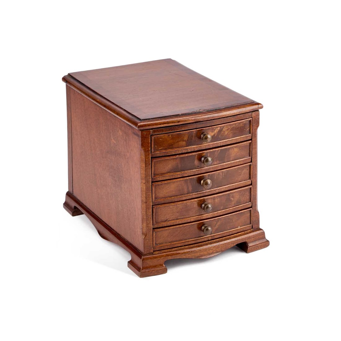 A MAHOGANY CASED MAHJONG SET (1 of 3)