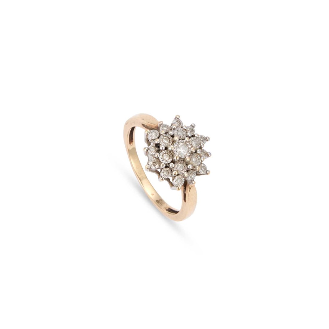 A 9 CARAT GOLD DIAMOND CLUSTER RING (1 of 1)