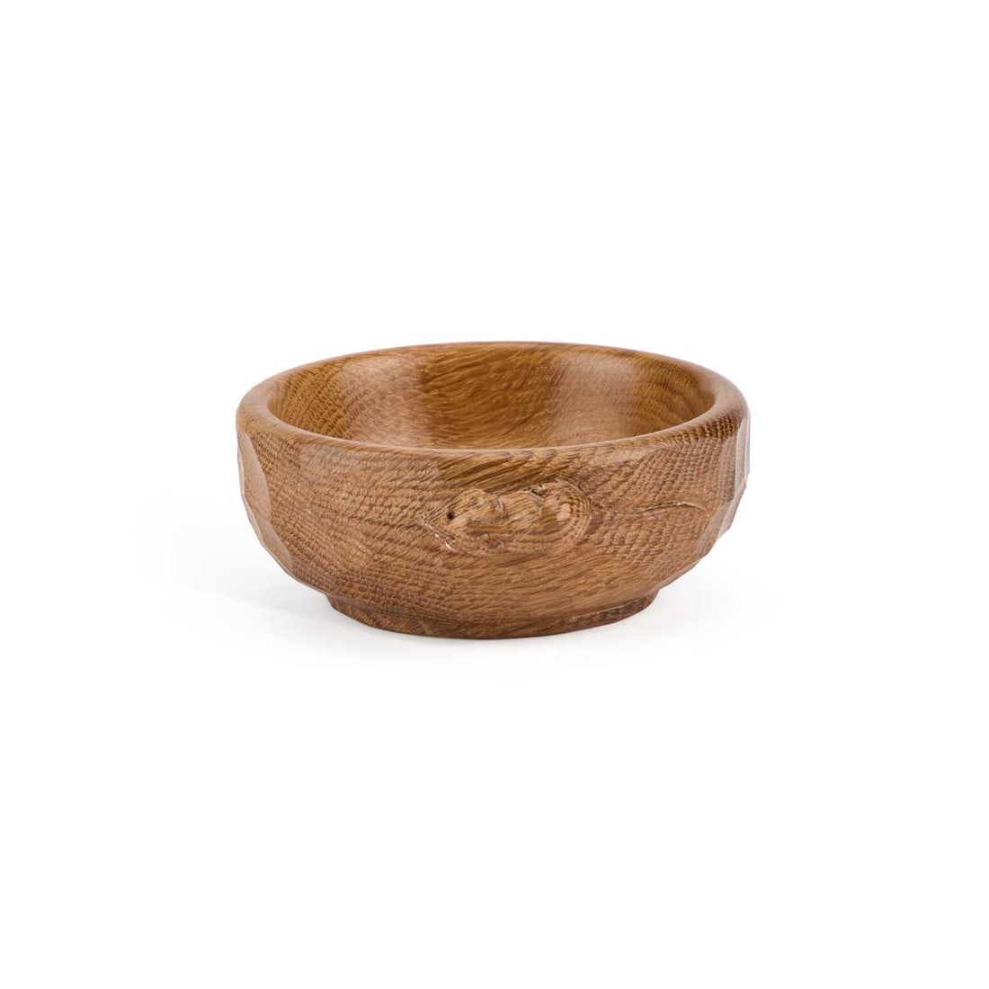 ROBERT THOMPSON OF KILBURN A MOUSEMAN OAK BOWL (1 of 3)